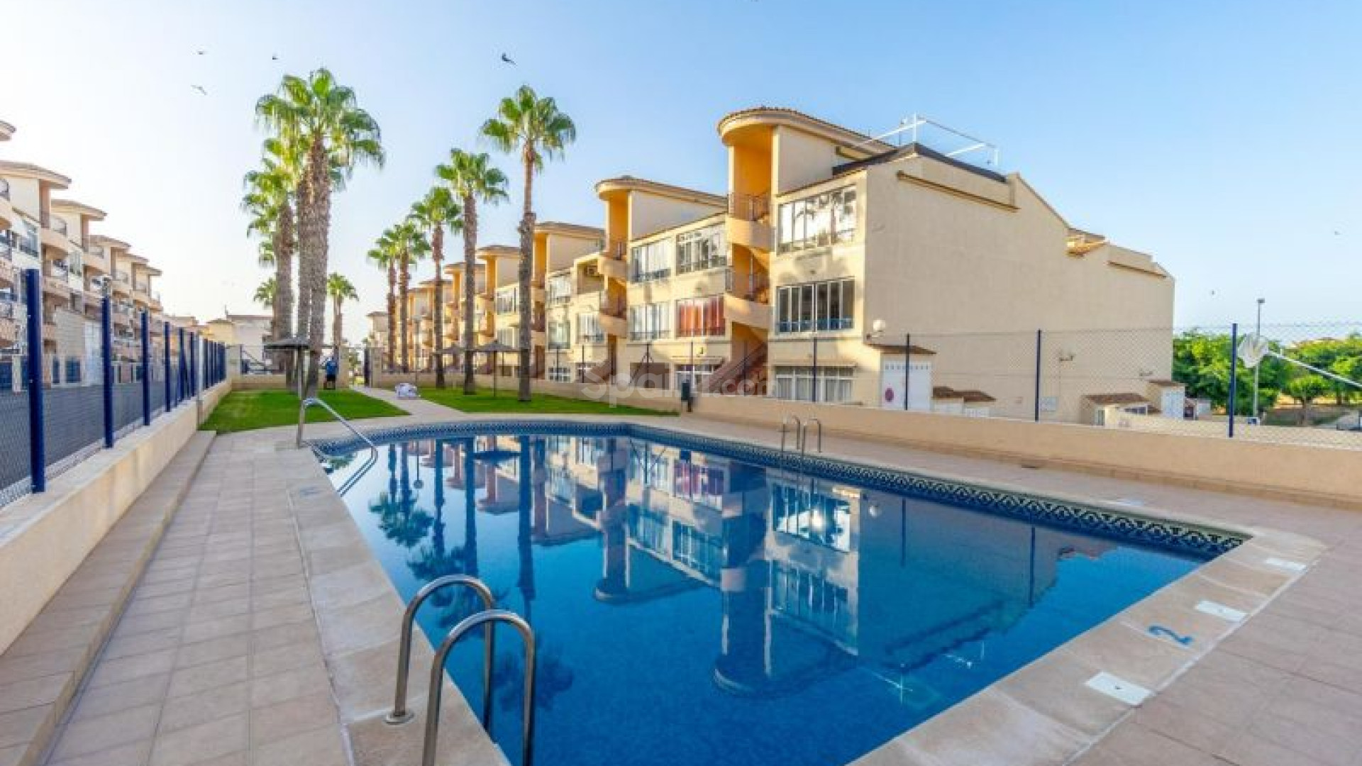Segunda mano - Apartamento -
Orihuela Costa - Punta Prima