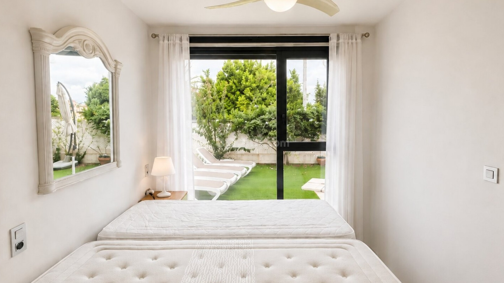 Segunda mano - Apartamento -
Orihuela Costa - Punta Prima