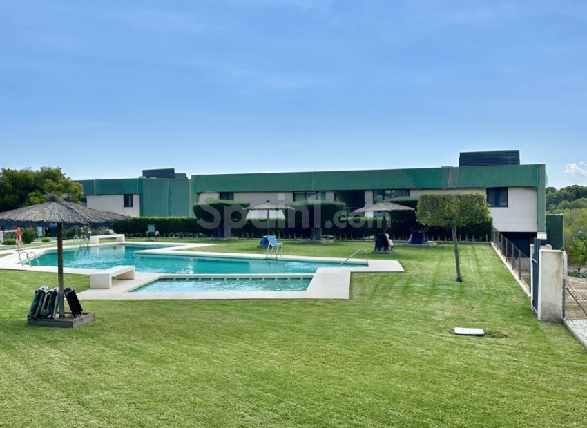 Segunda mano - Apartamento -
Orihuela Costa - Villamartin