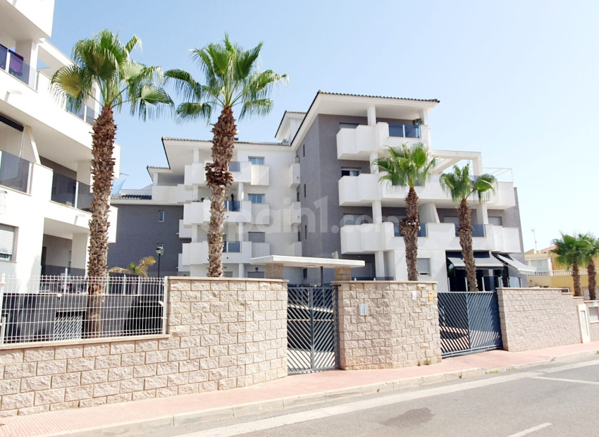 Segunda mano - Apartamento -
Orihuela Costa - Villamartin