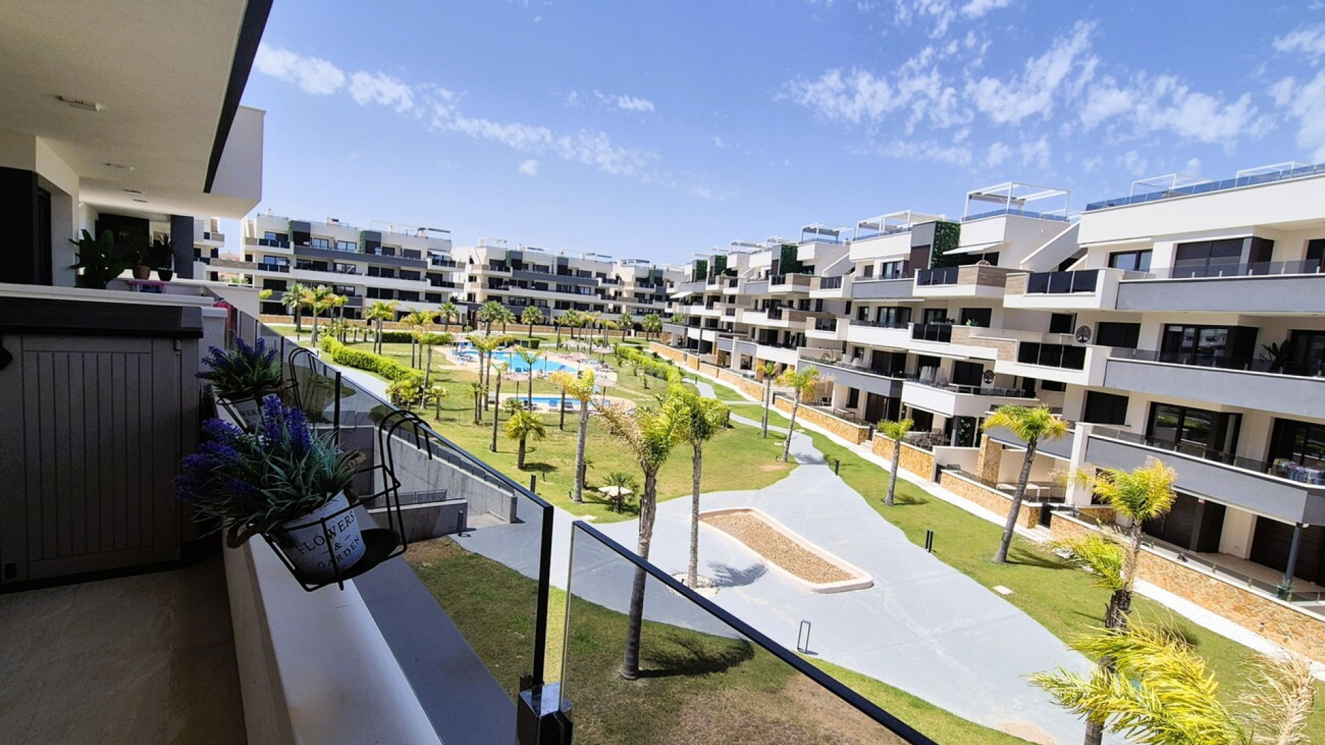 Segunda mano - Apartamento -
Playa Flamenca - Costa Blanca