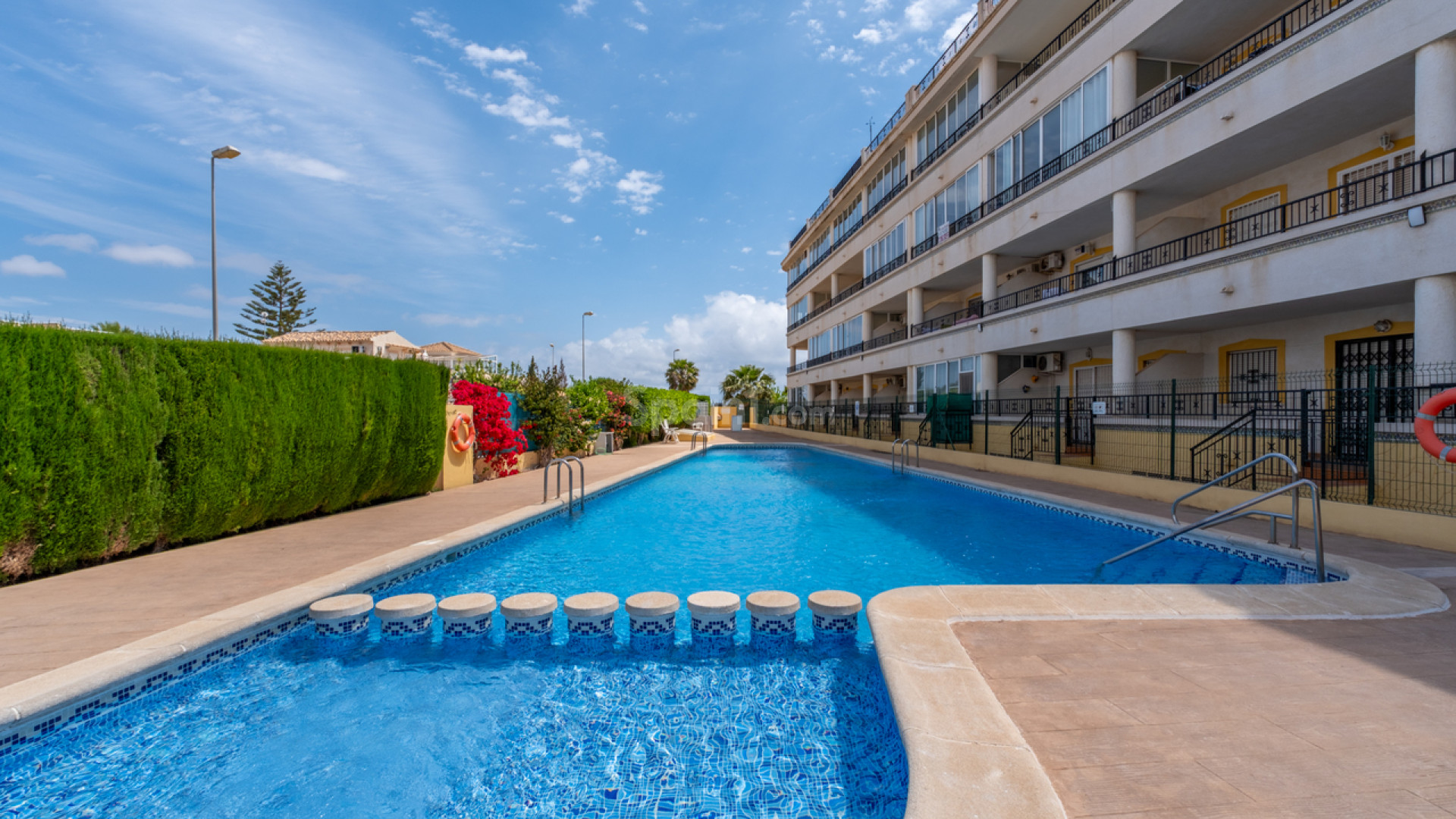 Segunda mano - Apartamento -
Playa Flamenca