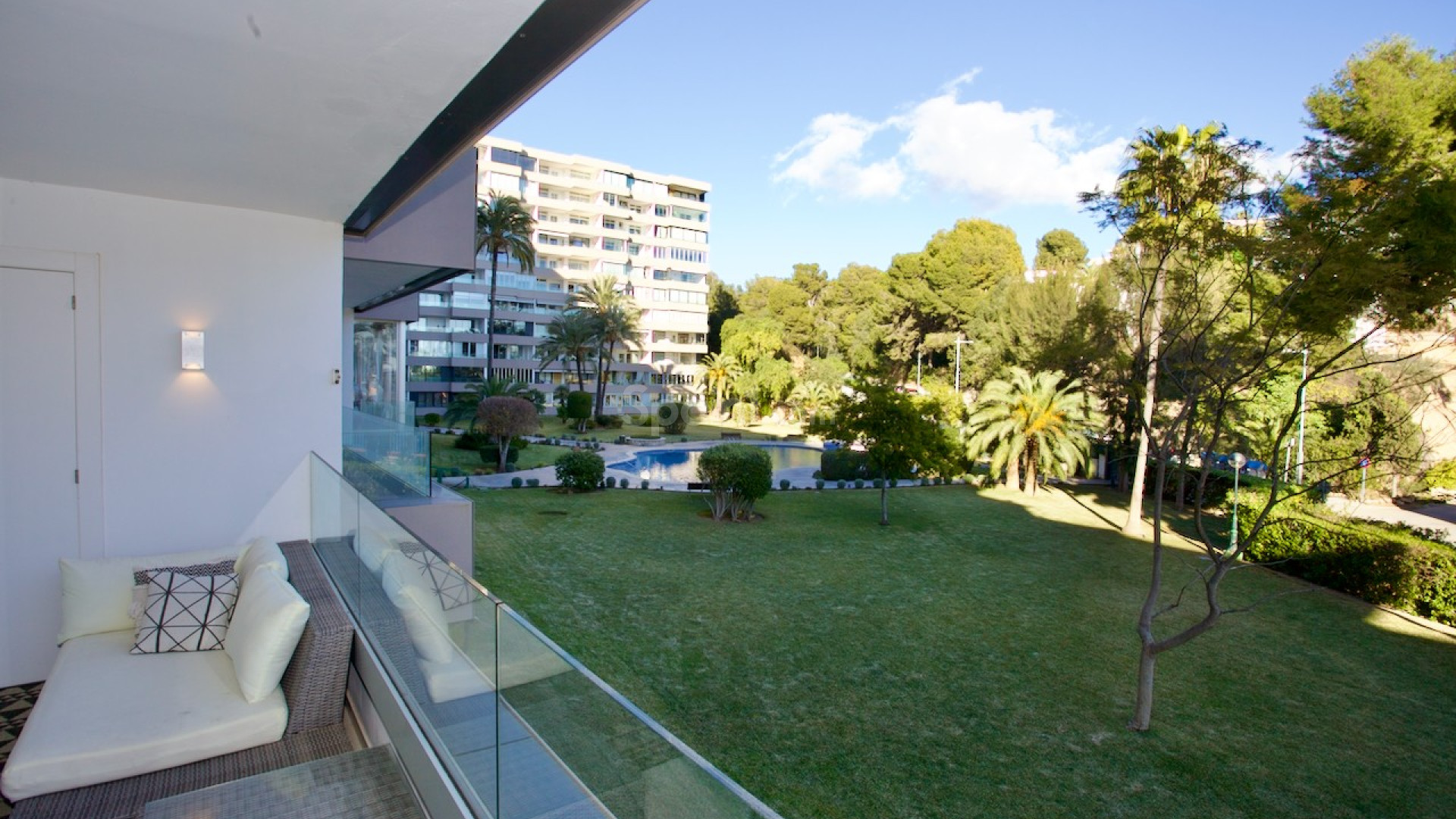 Segunda mano - Apartamento -
Portals Nous - Calvià