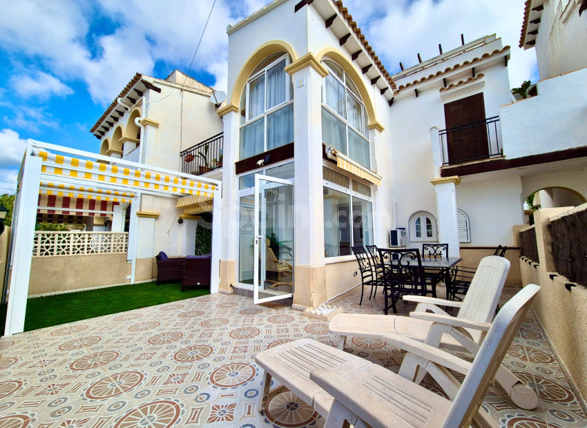 Segunda mano - Apartamento -
San Miguel de Salinas - Costa Blanca Sur