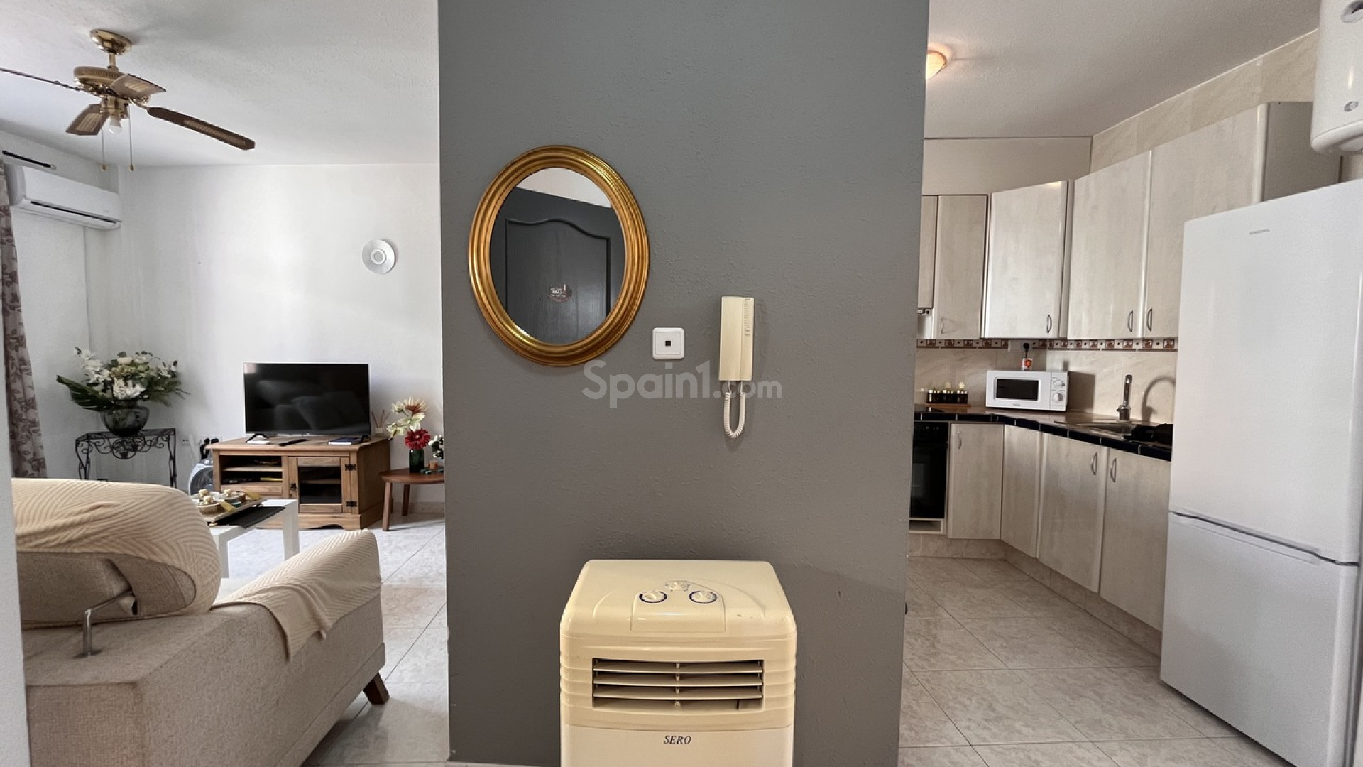 Segunda mano - Apartamento -
San Miguel de Salinas