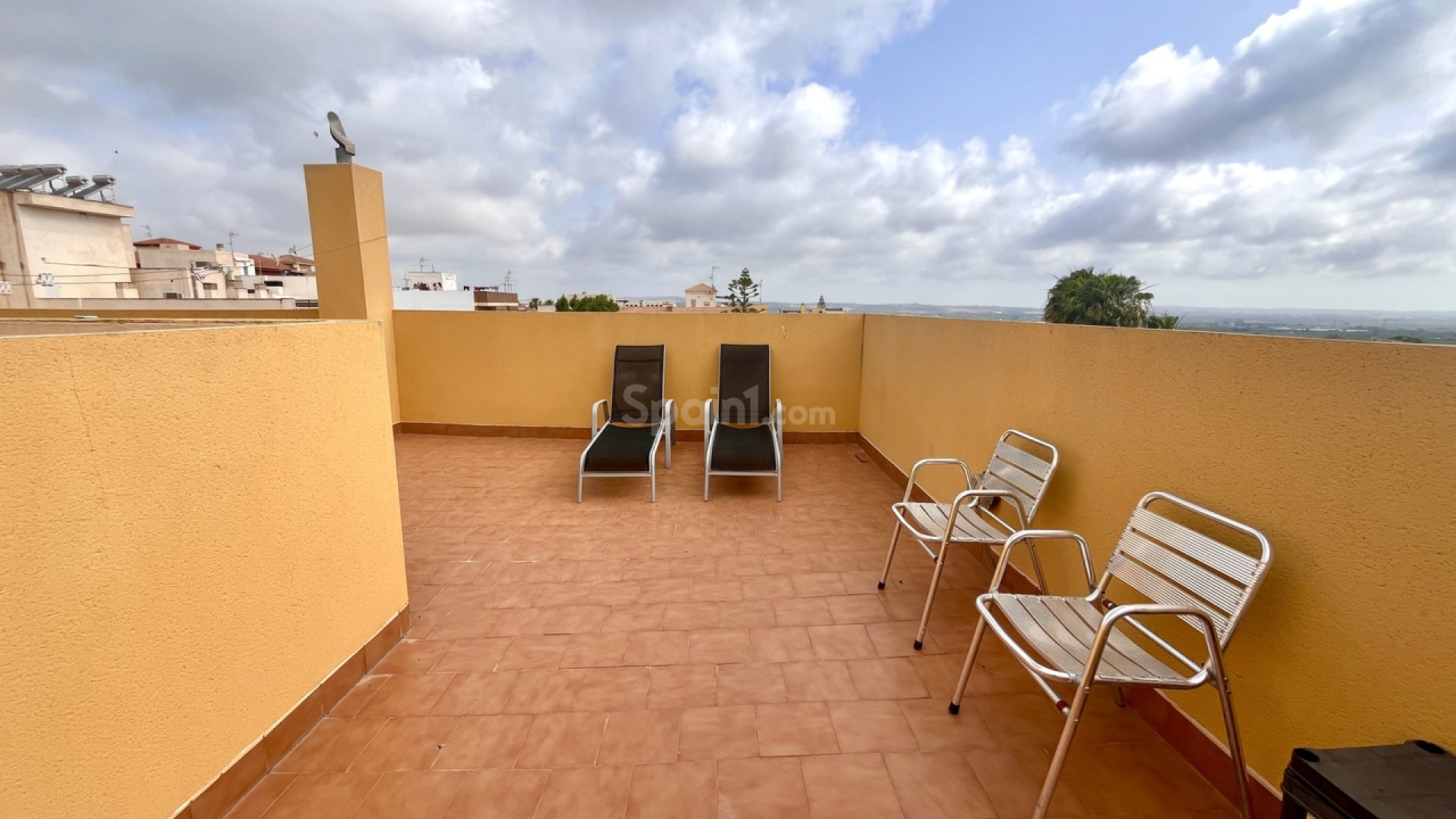 Segunda mano - Apartamento -
San Miguel de Salinas