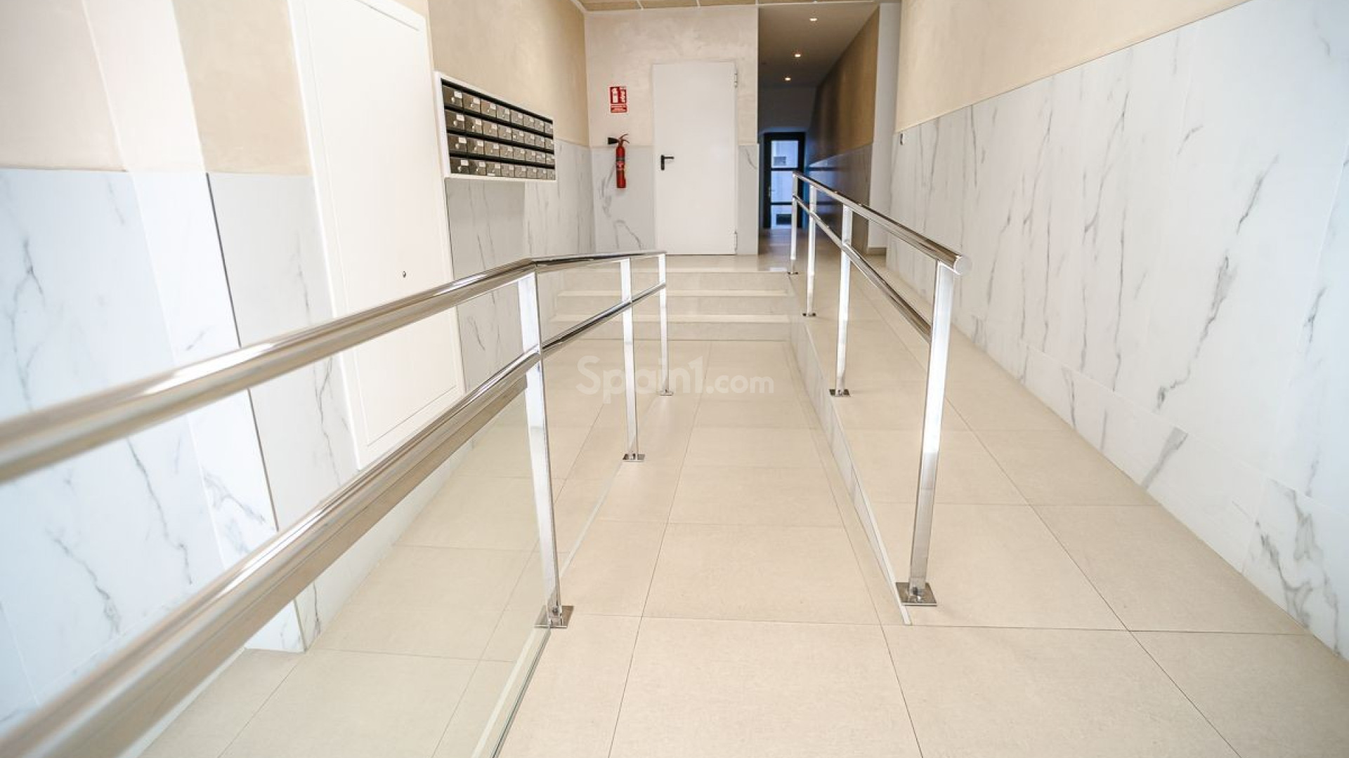 Segunda mano - Apartamento -
TORREVIEJA - Calas Blancas