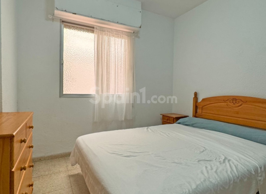 Segunda mano - Apartamento -
Torrevieja - El Acequión - Los Náufragos