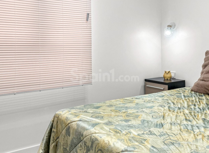 Segunda mano - Apartamento -
Torrevieja - El Acequión - Los Náufragos