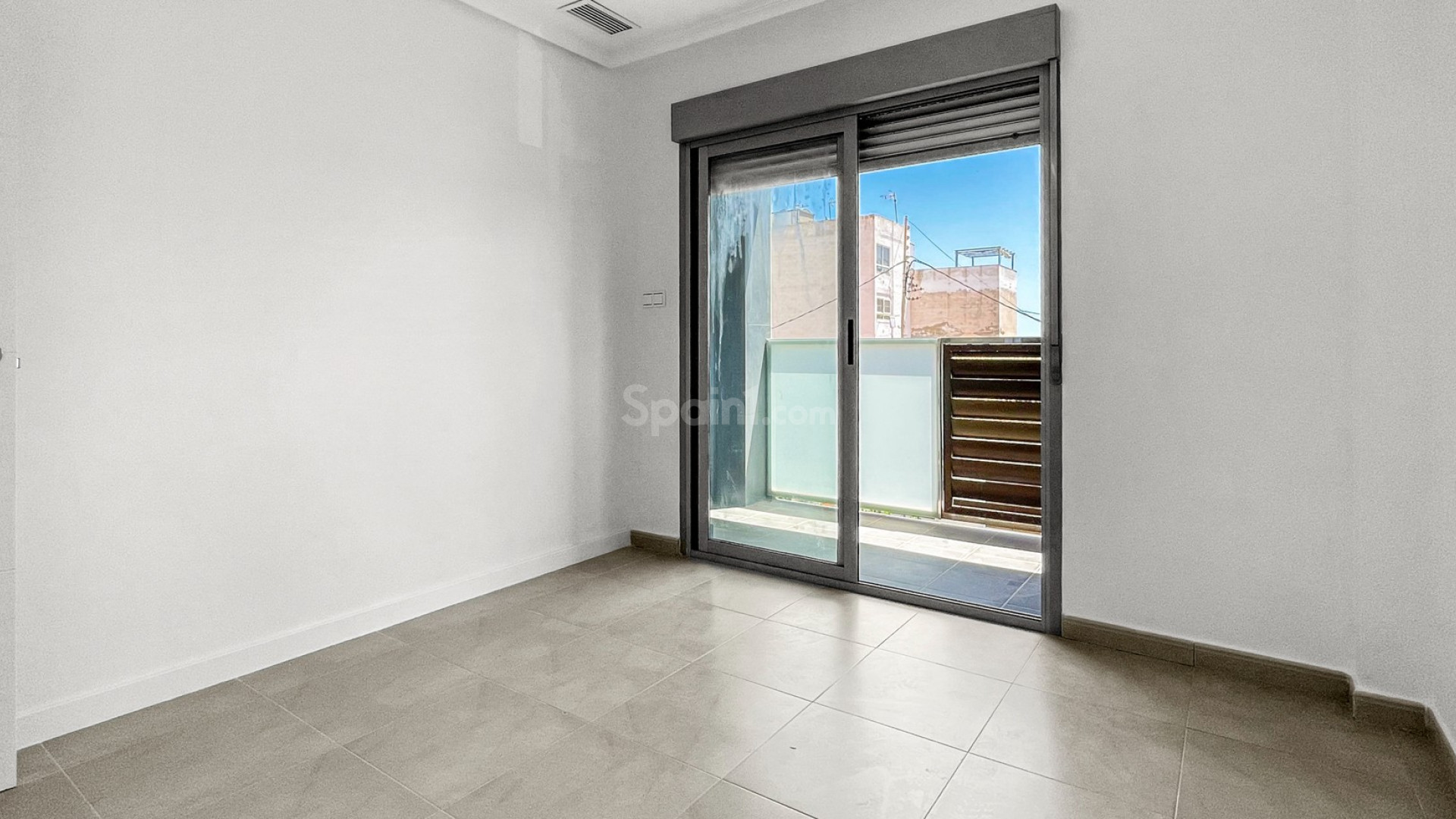 Segunda mano - Apartamento -
Torrevieja - El Acequión - Los Náufragos