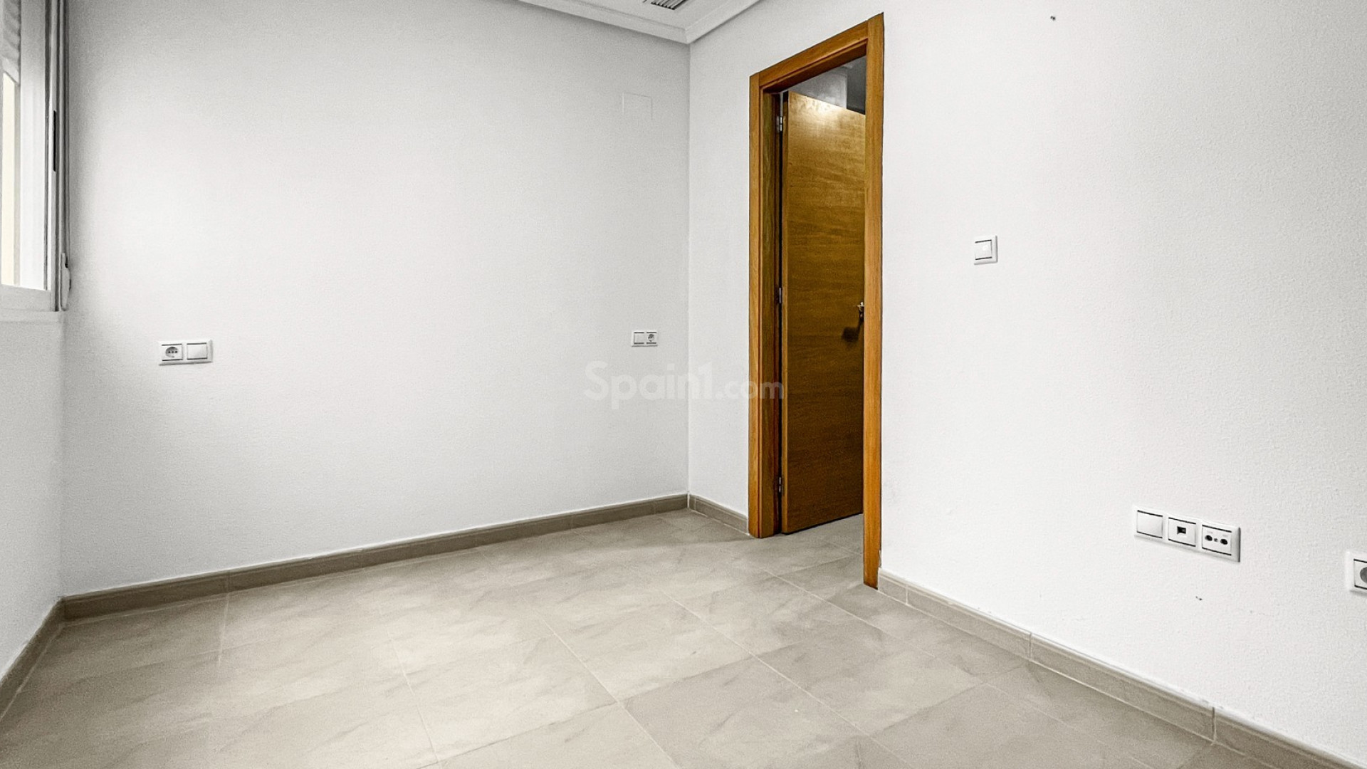 Segunda mano - Apartamento -
Torrevieja - El Acequión - Los Náufragos