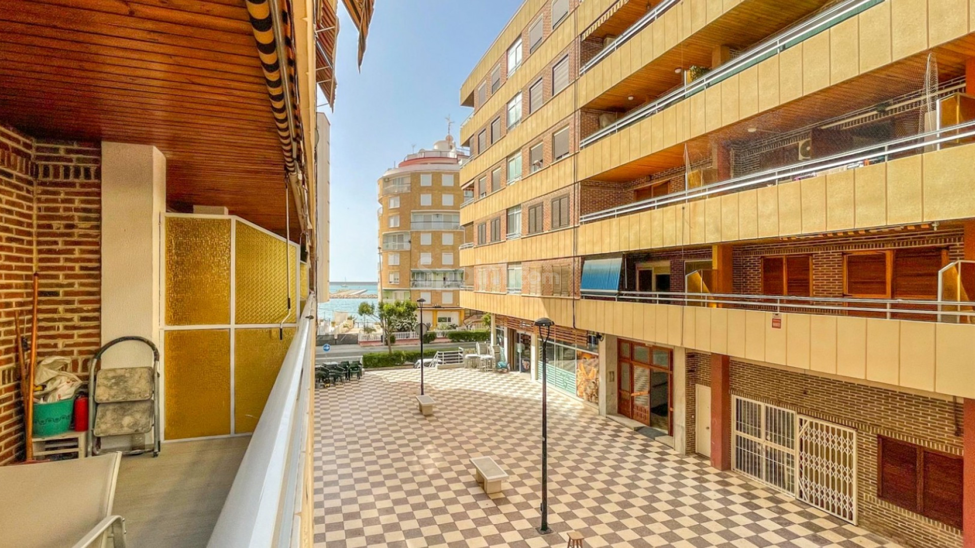 Segunda mano - Apartamento -
Torrevieja - El Acequión - Los Náufragos