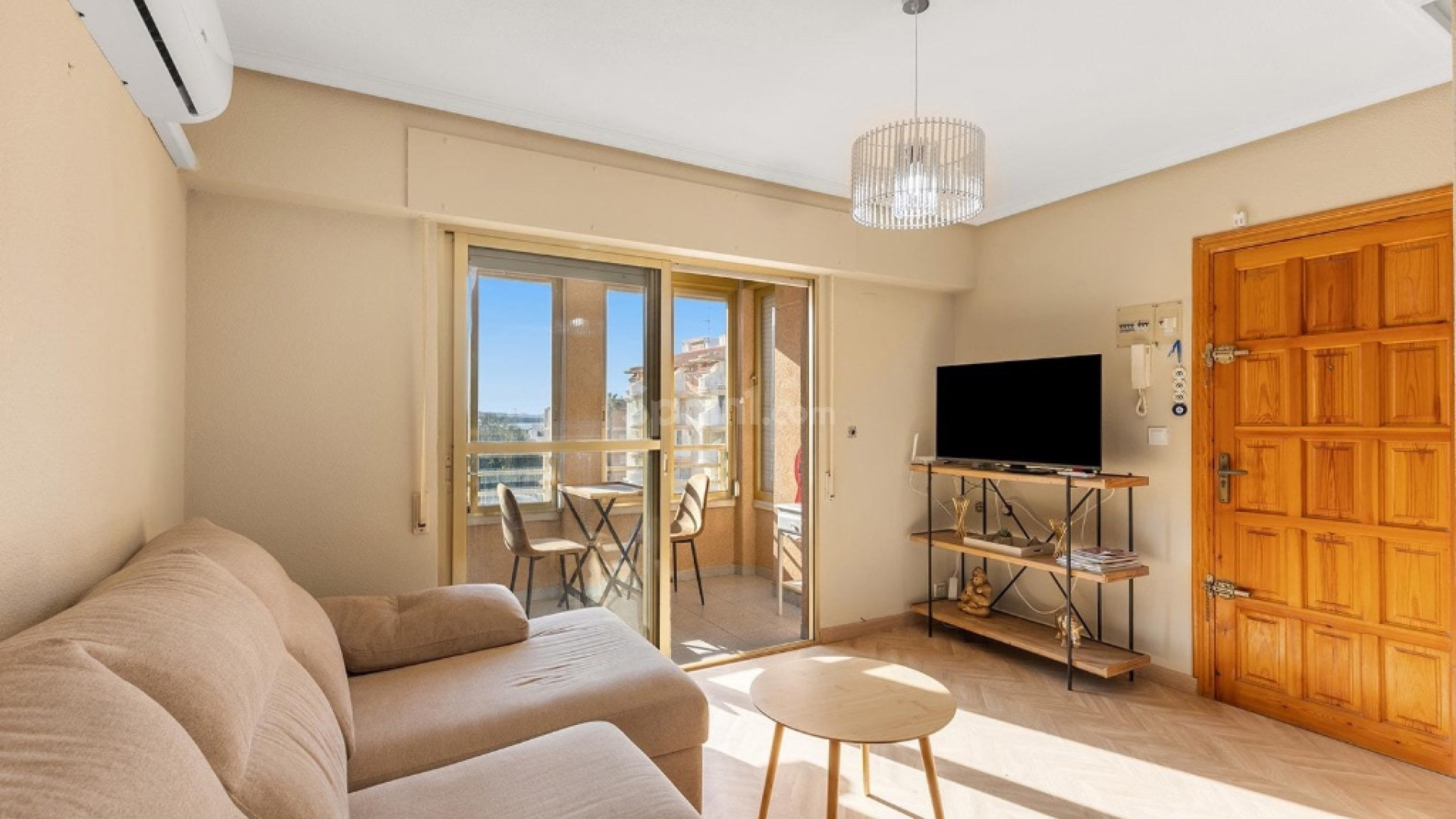 Segunda mano - Apartamento -
Torrevieja - La Mata