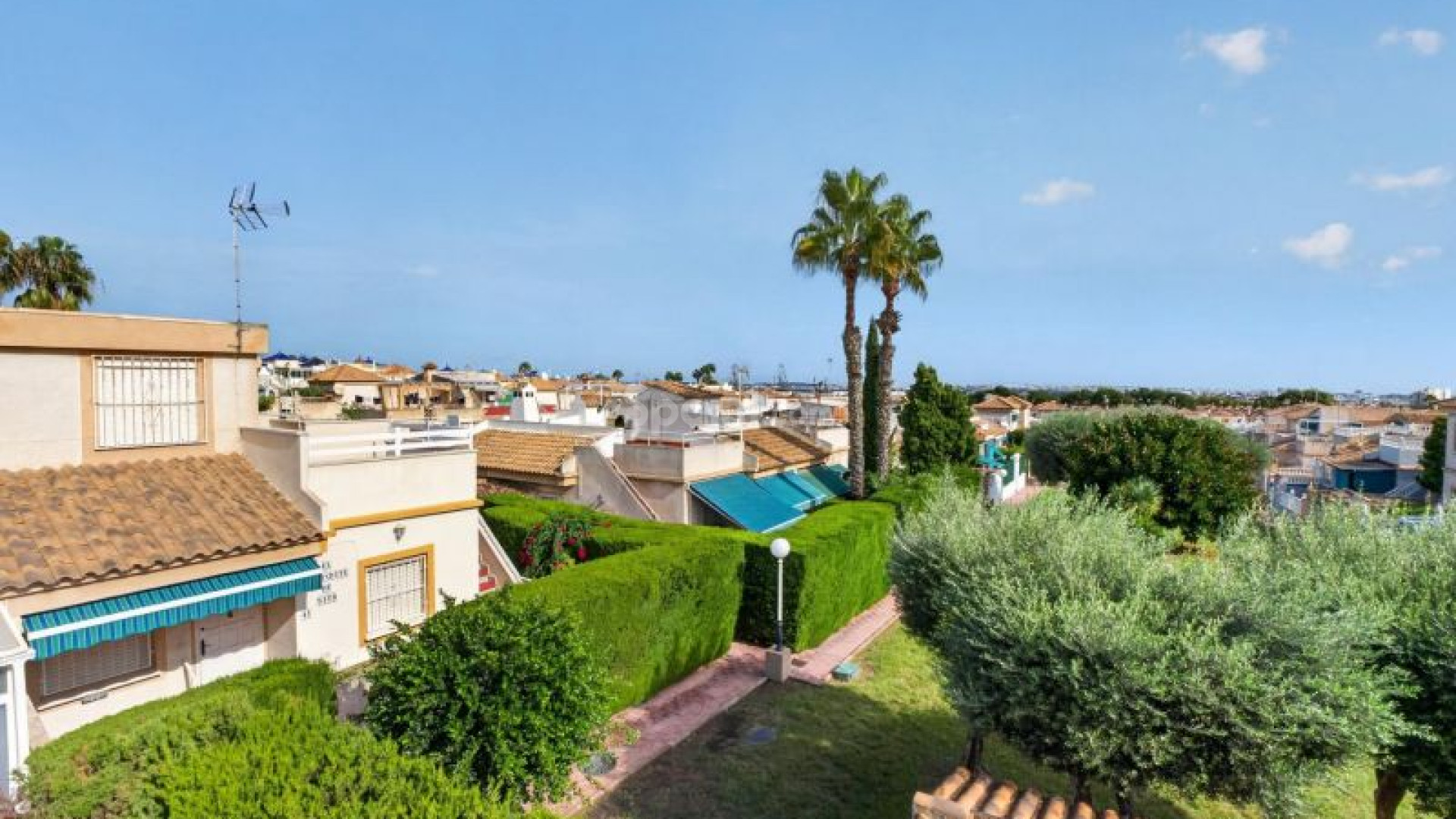 Segunda mano - Apartamento -
Torrevieja - Los Altos