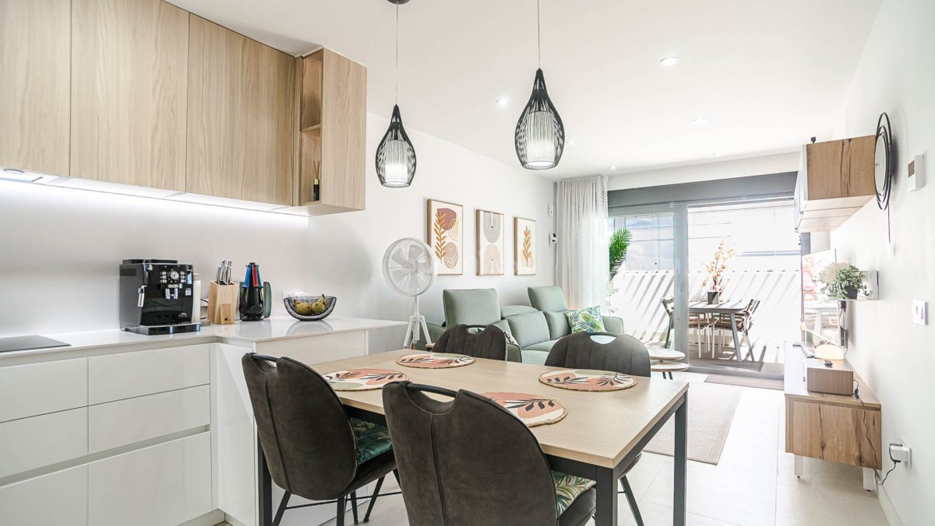 Segunda mano - Apartamento -
TORREVIEJA - Los Balcones