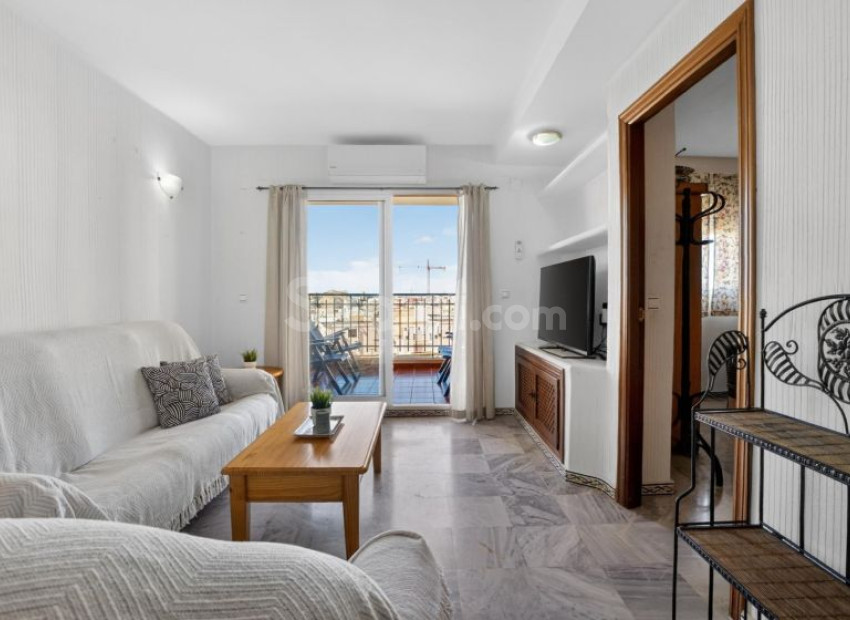 Segunda mano - Apartamento -
Torrevieja - Los Locos