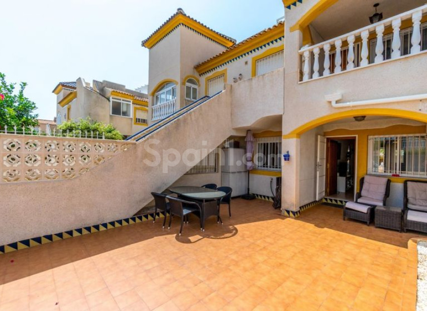 Segunda mano - Apartamento -
Torrevieja - Pueblo Centro