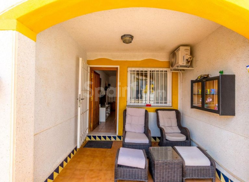 Segunda mano - Apartamento -
Torrevieja - Pueblo Centro