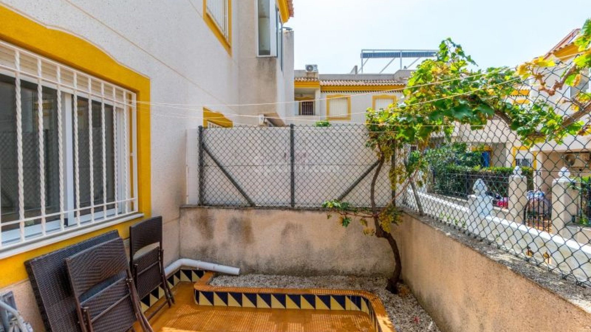 Segunda mano - Apartamento -
Torrevieja - Pueblo Centro