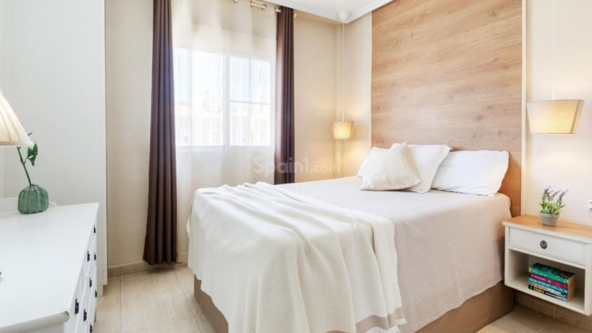 Segunda mano - Apartamento -
Torrevieja - Pueblo Centro