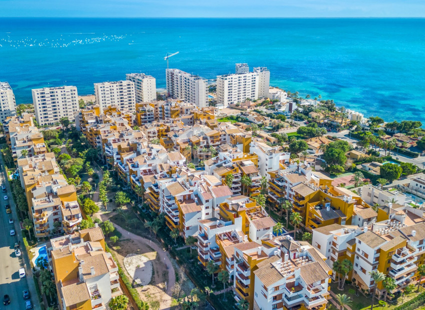 Segunda mano - Apartamento -
Torrevieja - Punta Prima