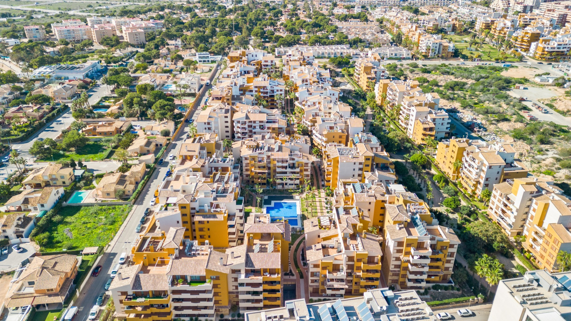 Segunda mano - Apartamento -
Torrevieja - Punta Prima