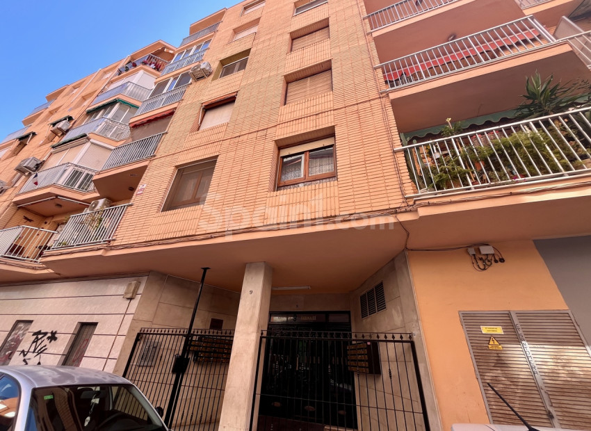 Segunda mano - Apartamento -
Torrevieja