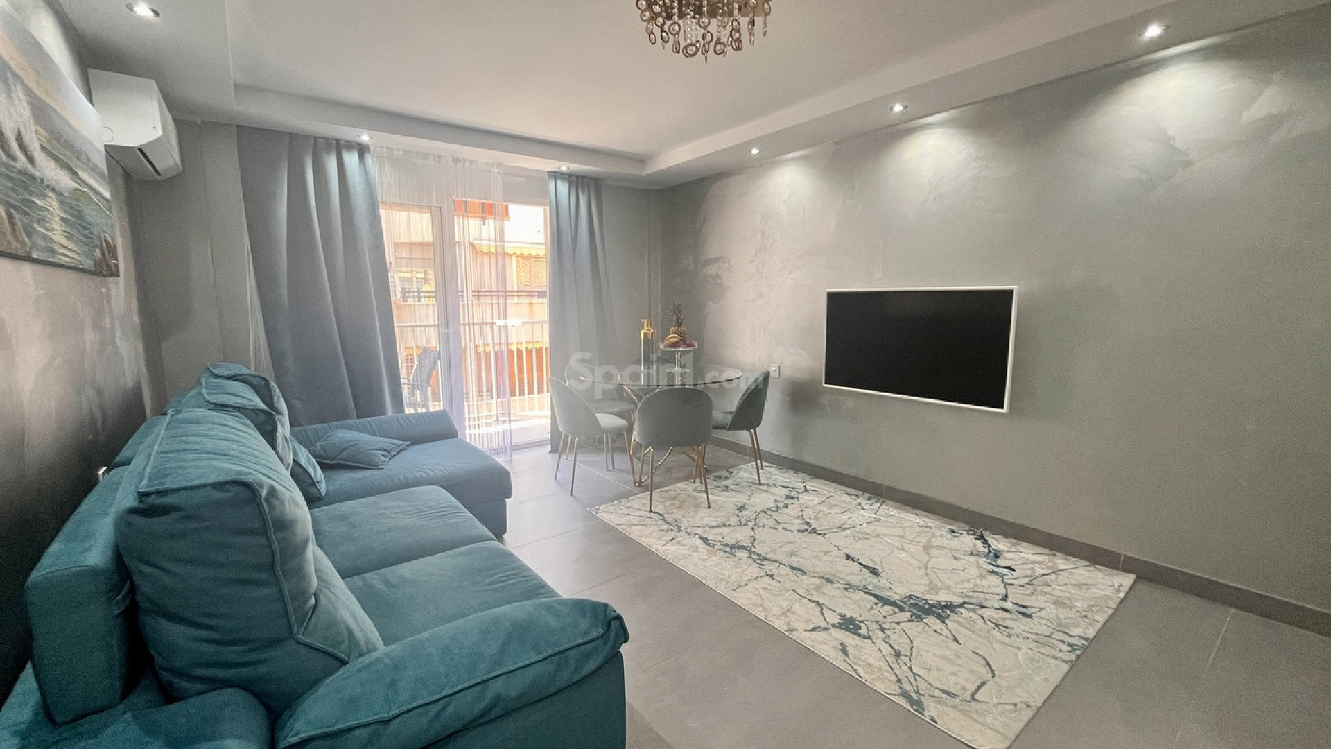 Segunda mano - Apartamento -
Torrevieja