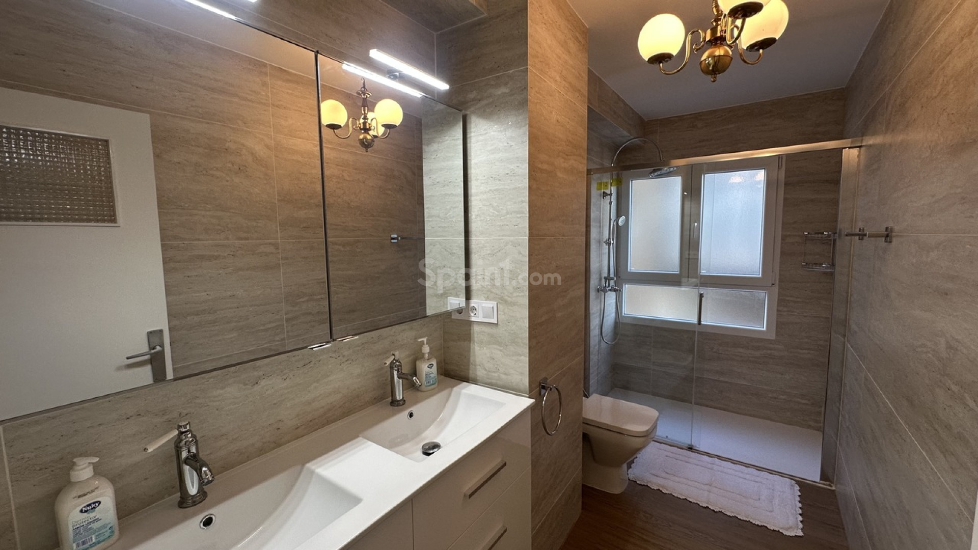 Segunda mano - Apartamento -
Torrevieja