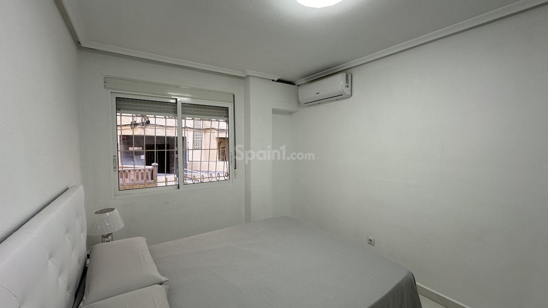 Segunda mano - Apartamento -
Torrevieja