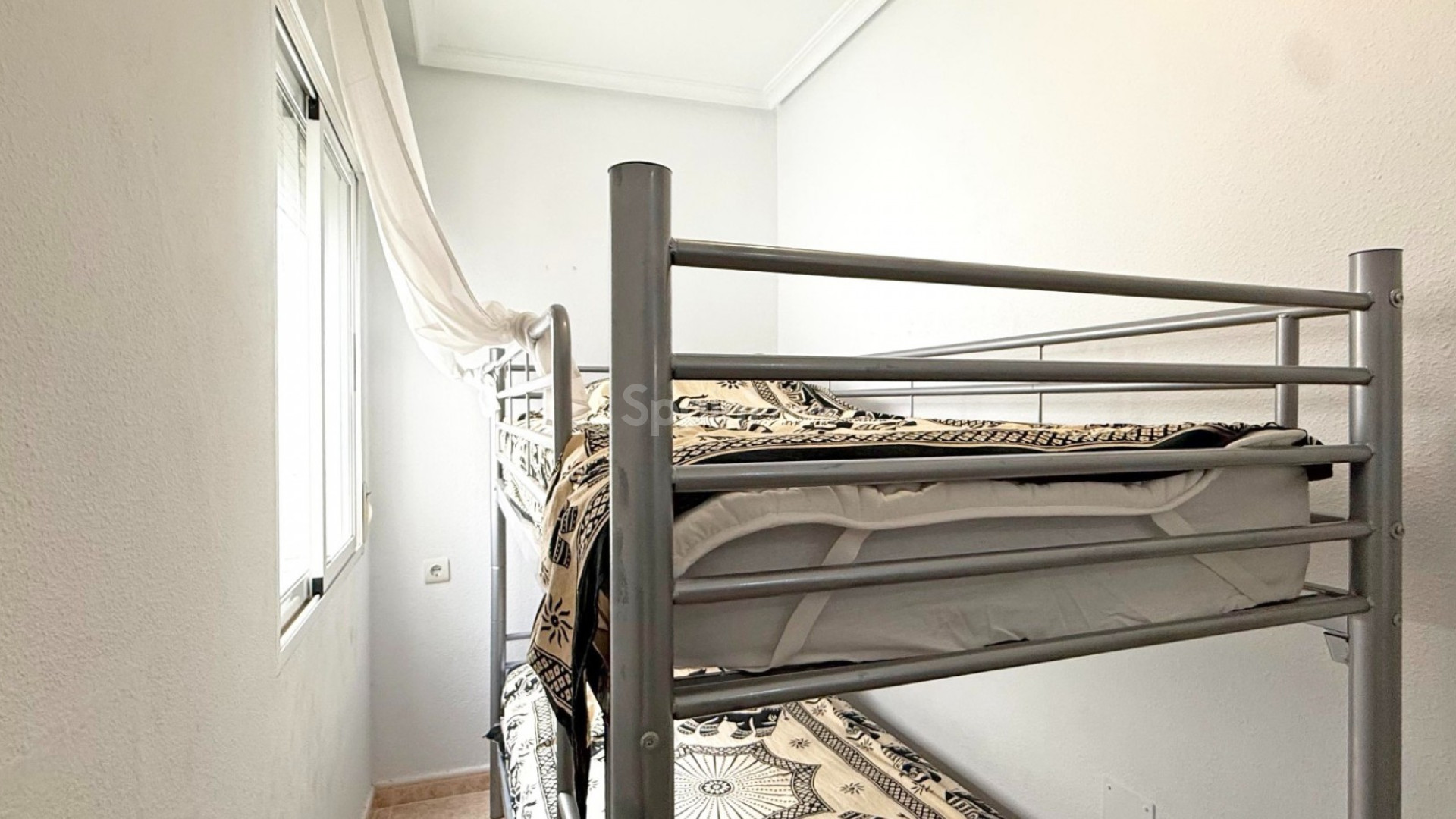 Segunda mano - Apartamento -
Torrevieja