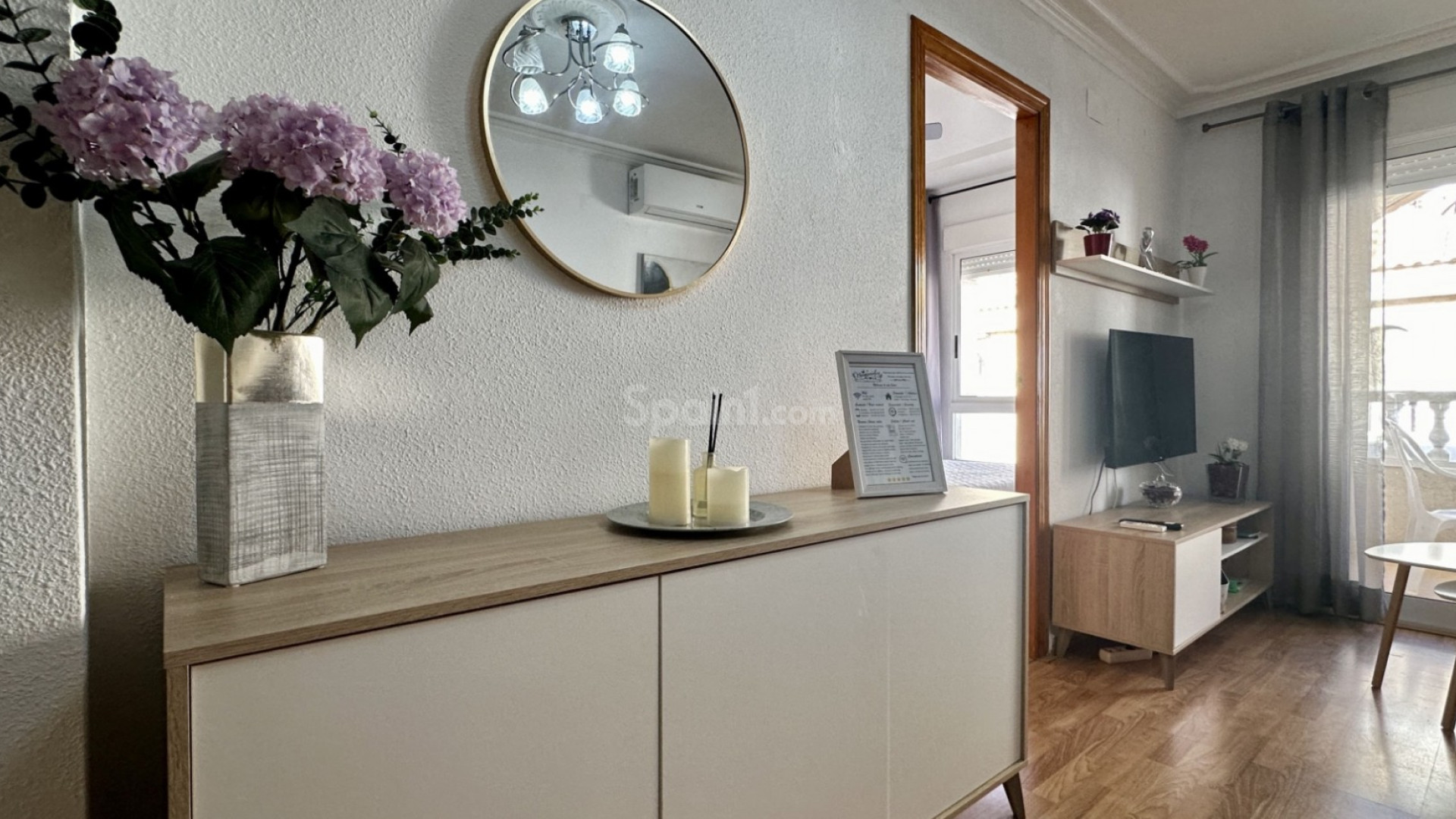 Segunda mano - Apartamento -
Torrevieja