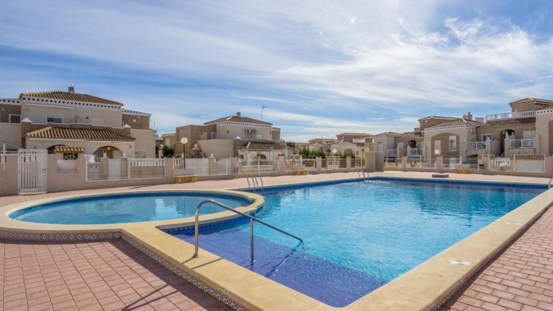 Segunda mano - Apartamento -
Torrevieja