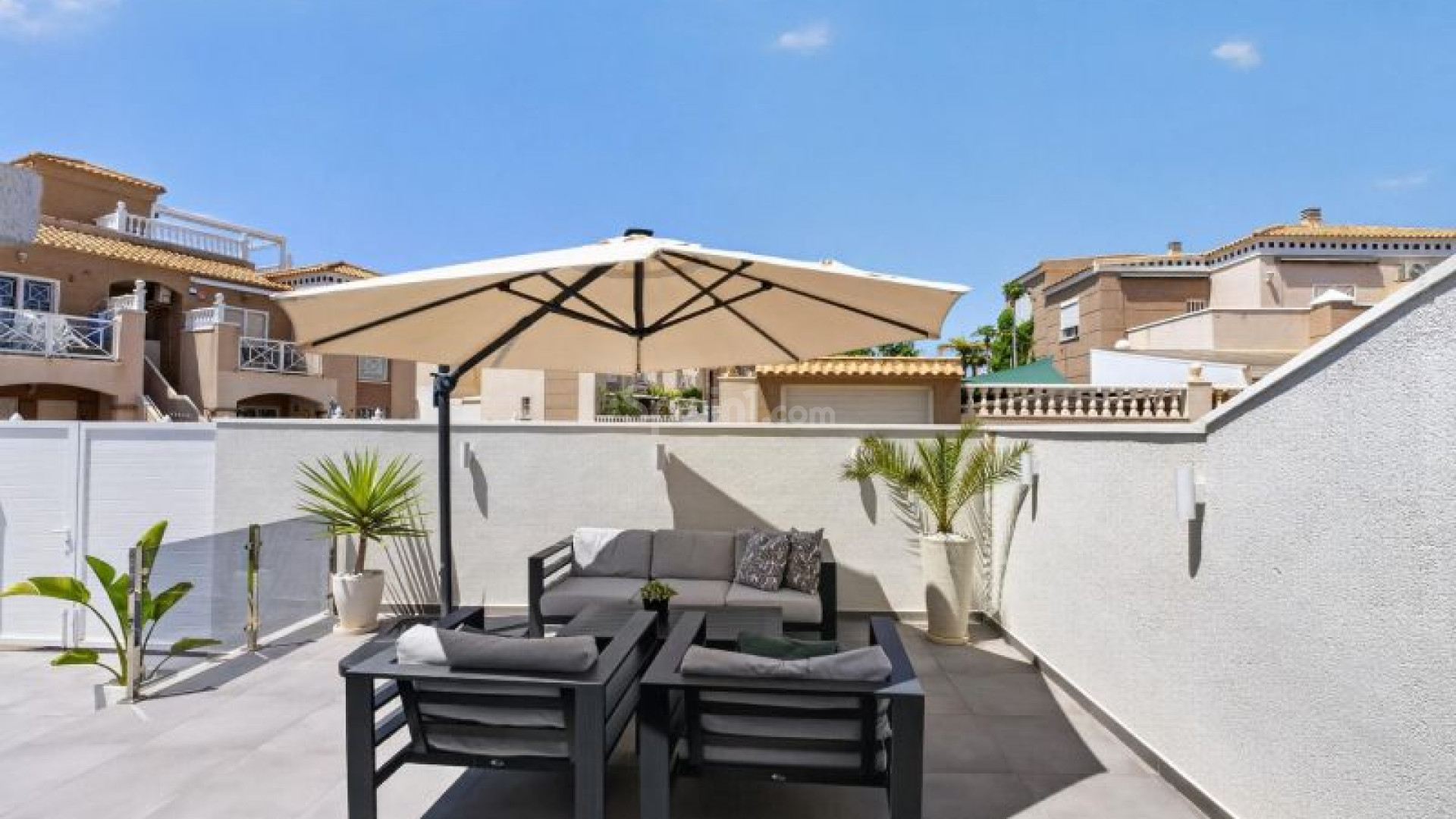 Segunda mano - Apartamento -
Torrevieja