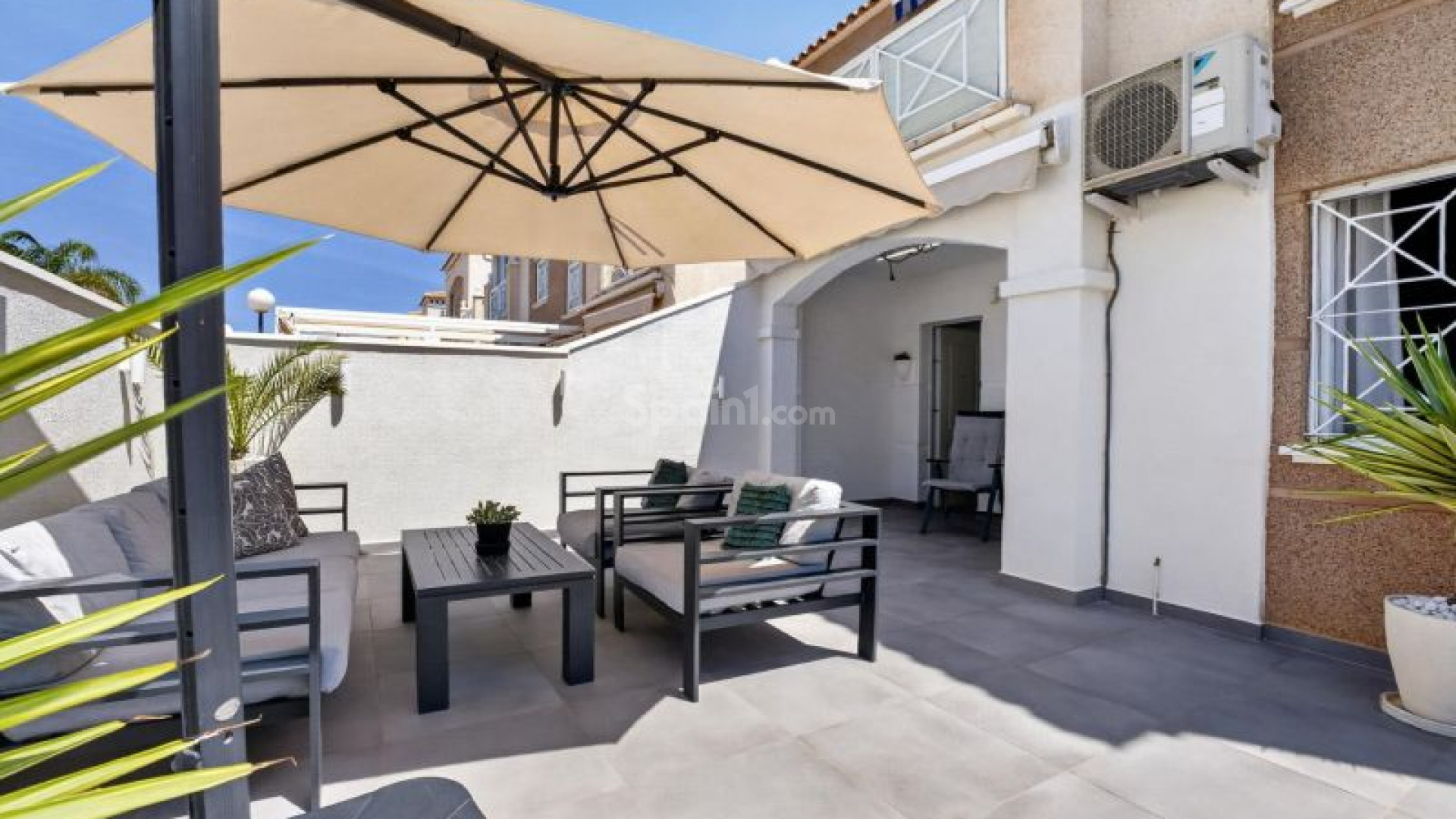 Segunda mano - Apartamento -
Torrevieja