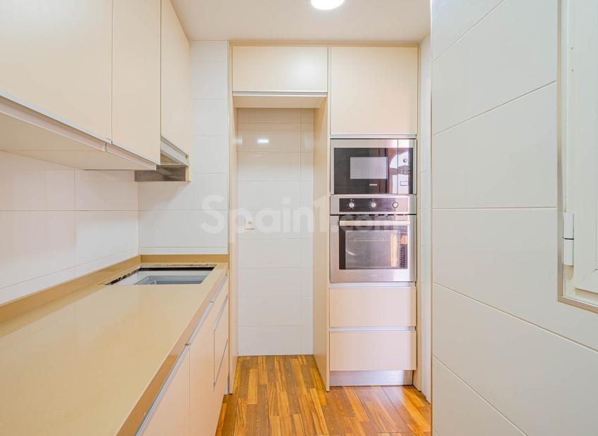 Segunda mano - Apartamento -
Torrevieja