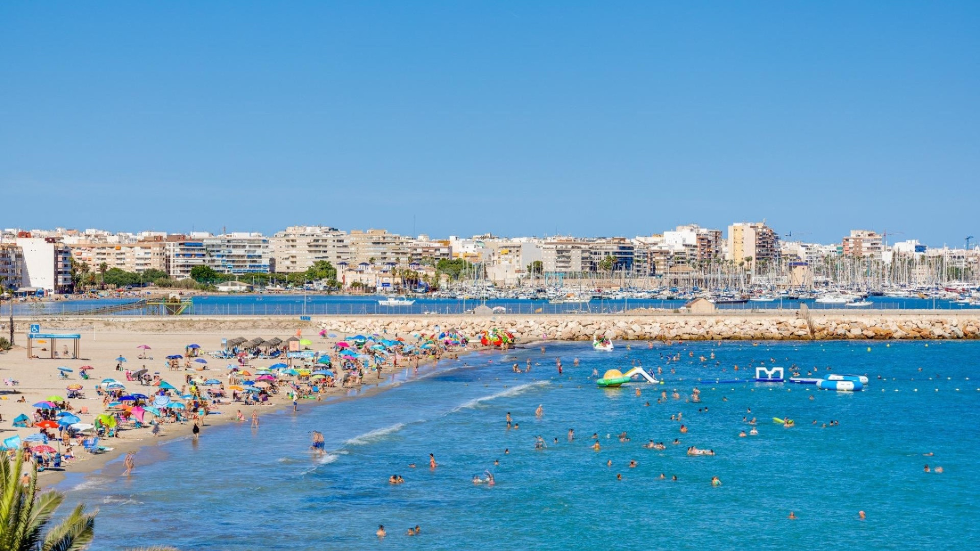 Segunda mano - Apartamento -
Torrevieja