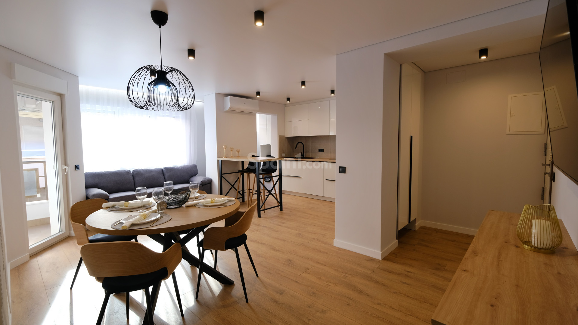Segunda mano - Apartamento -
Torrevieja