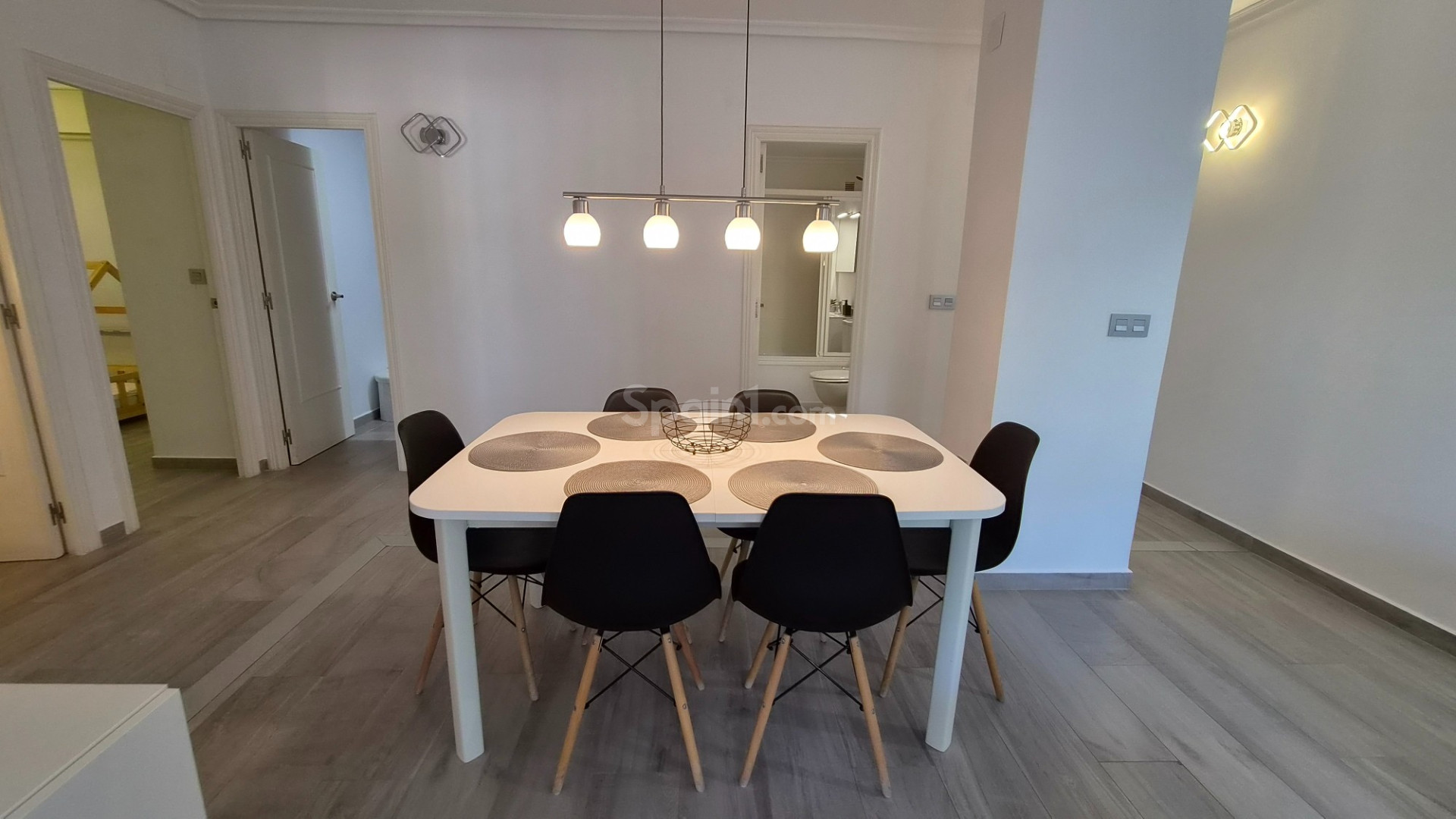 Segunda mano - Apartamento -
Torrevieja