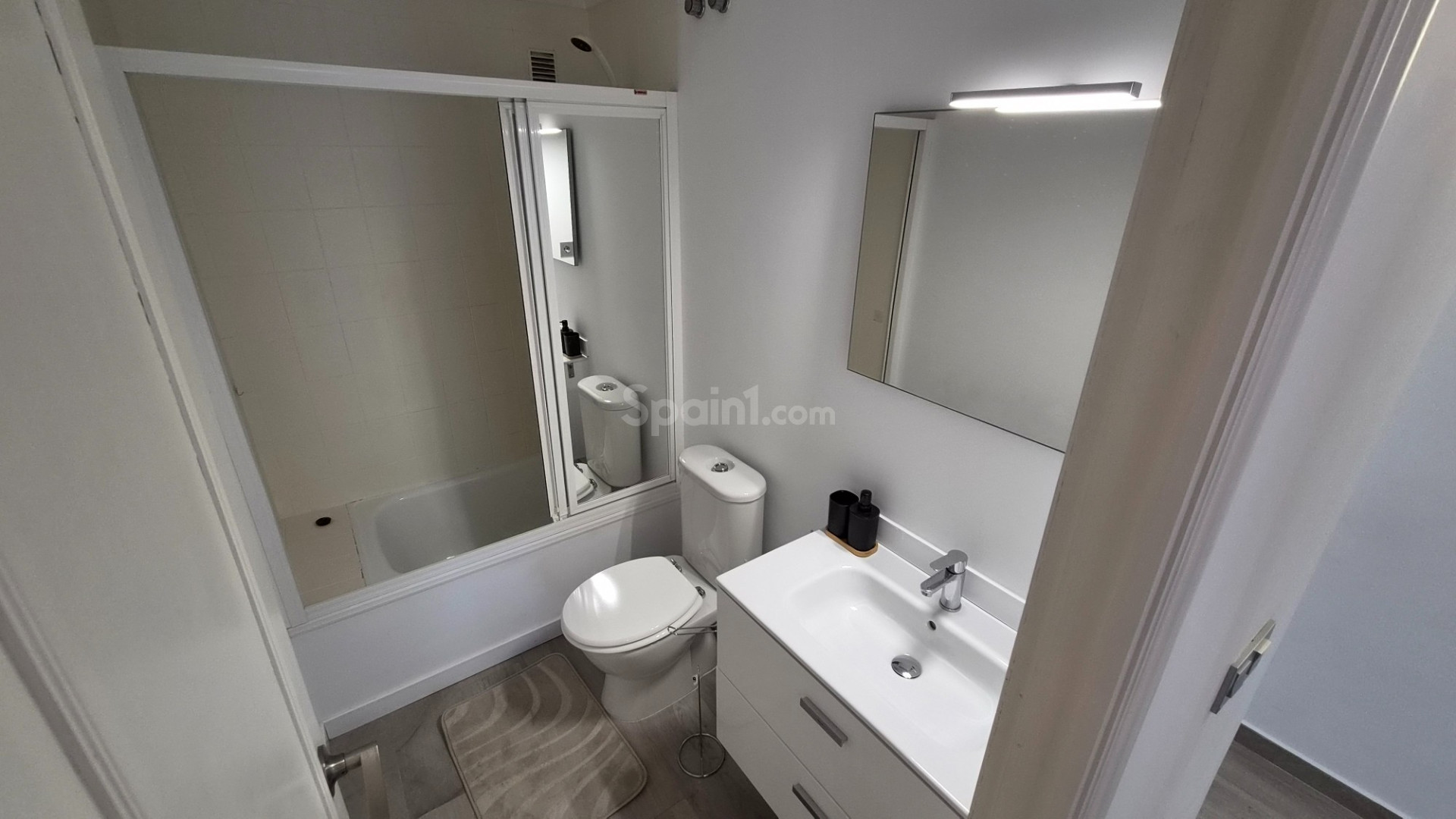 Segunda mano - Apartamento -
Torrevieja