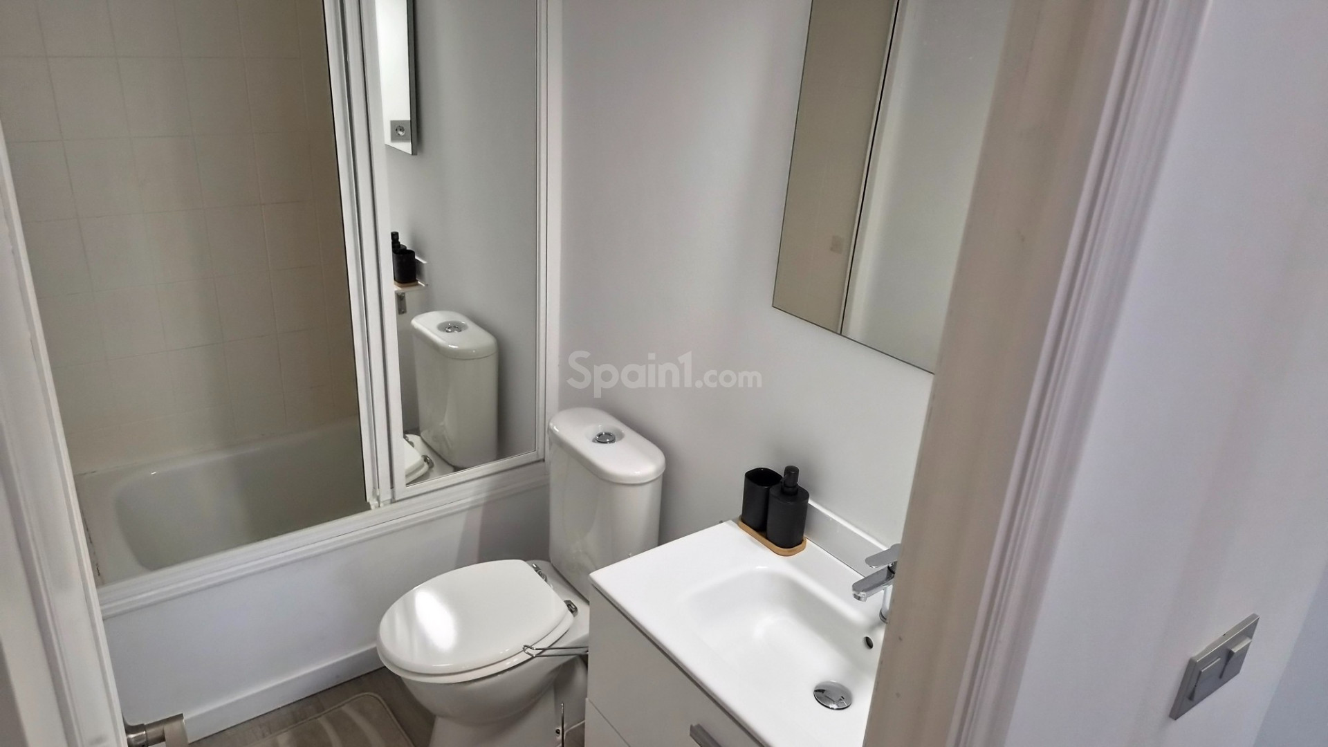Segunda mano - Apartamento -
Torrevieja