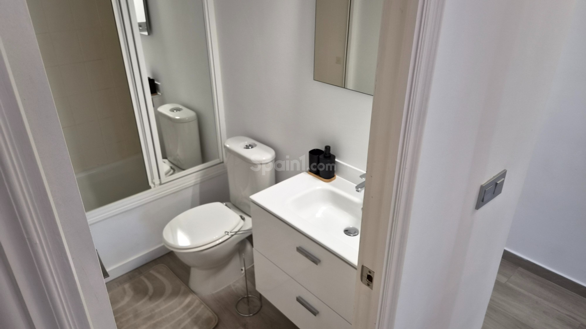Segunda mano - Apartamento -
Torrevieja