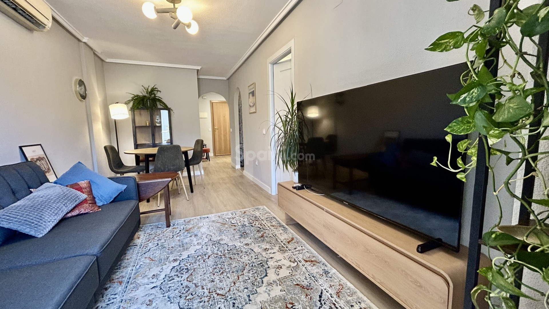 Segunda mano - Apartamento -
Torrevieja