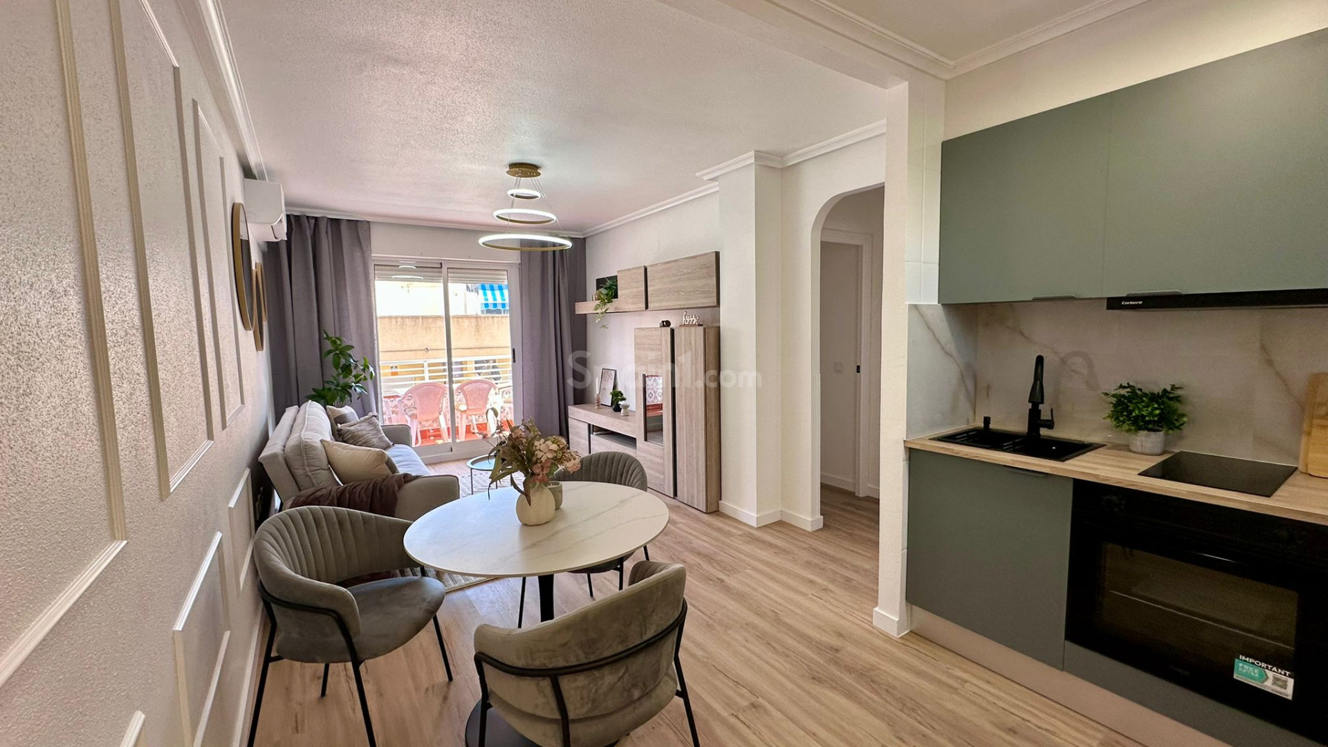 Segunda mano - Apartamento -
Torrevieja