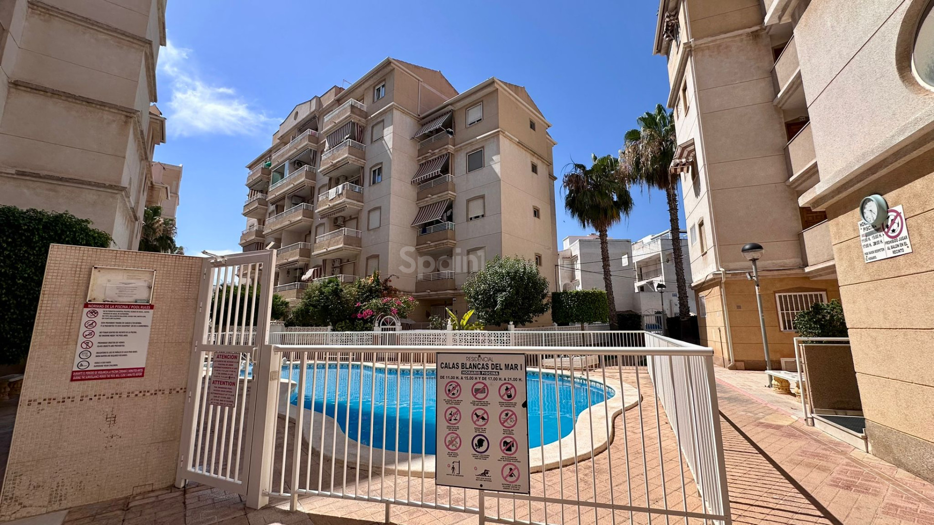 Segunda mano - Apartamento -
Torrevieja