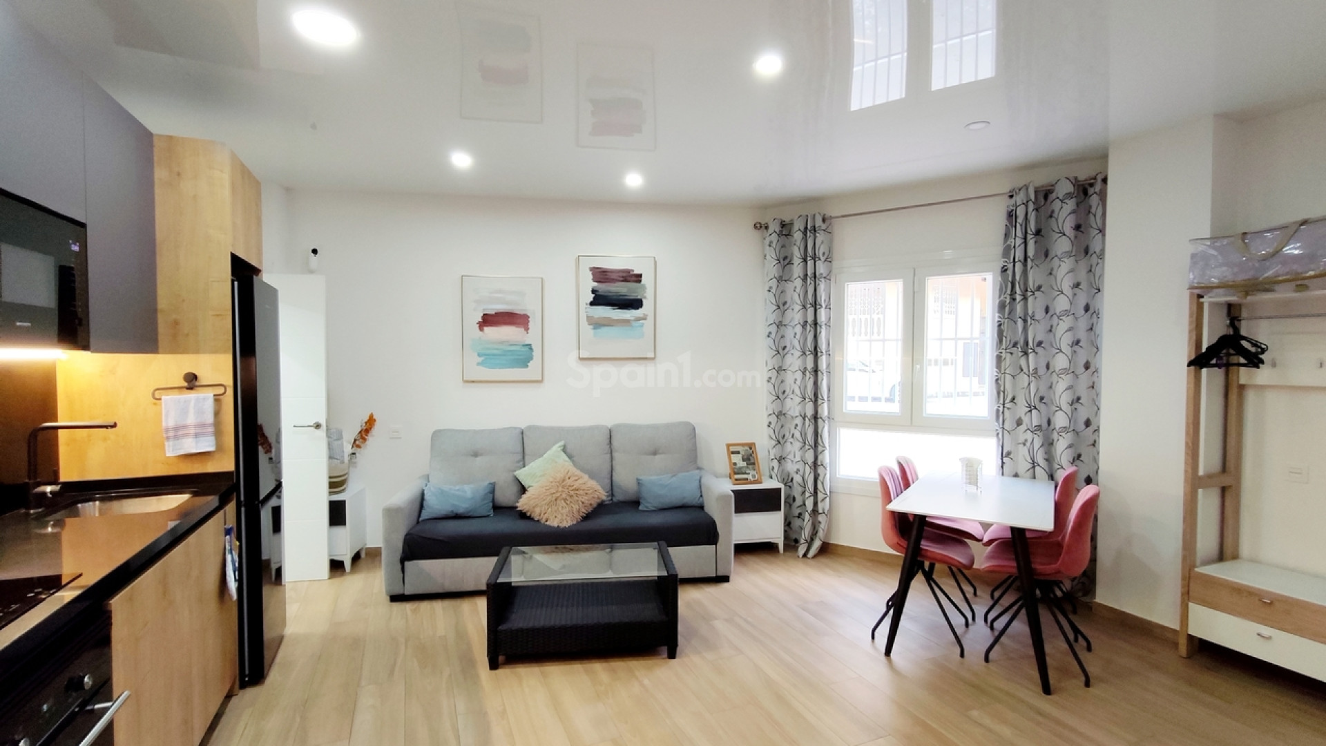 Segunda mano - Apartamento -
Torrevieja