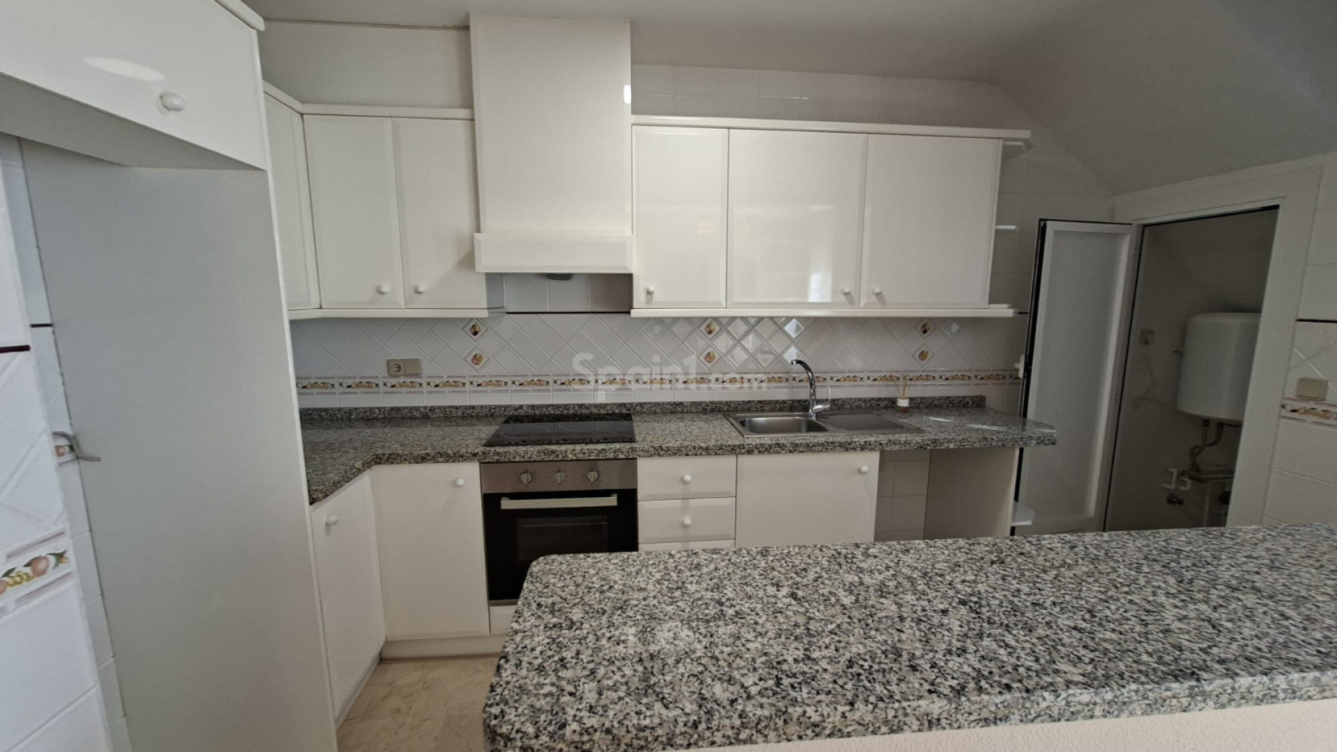 Segunda mano - Apartamento -
Villamartin - Rioja
