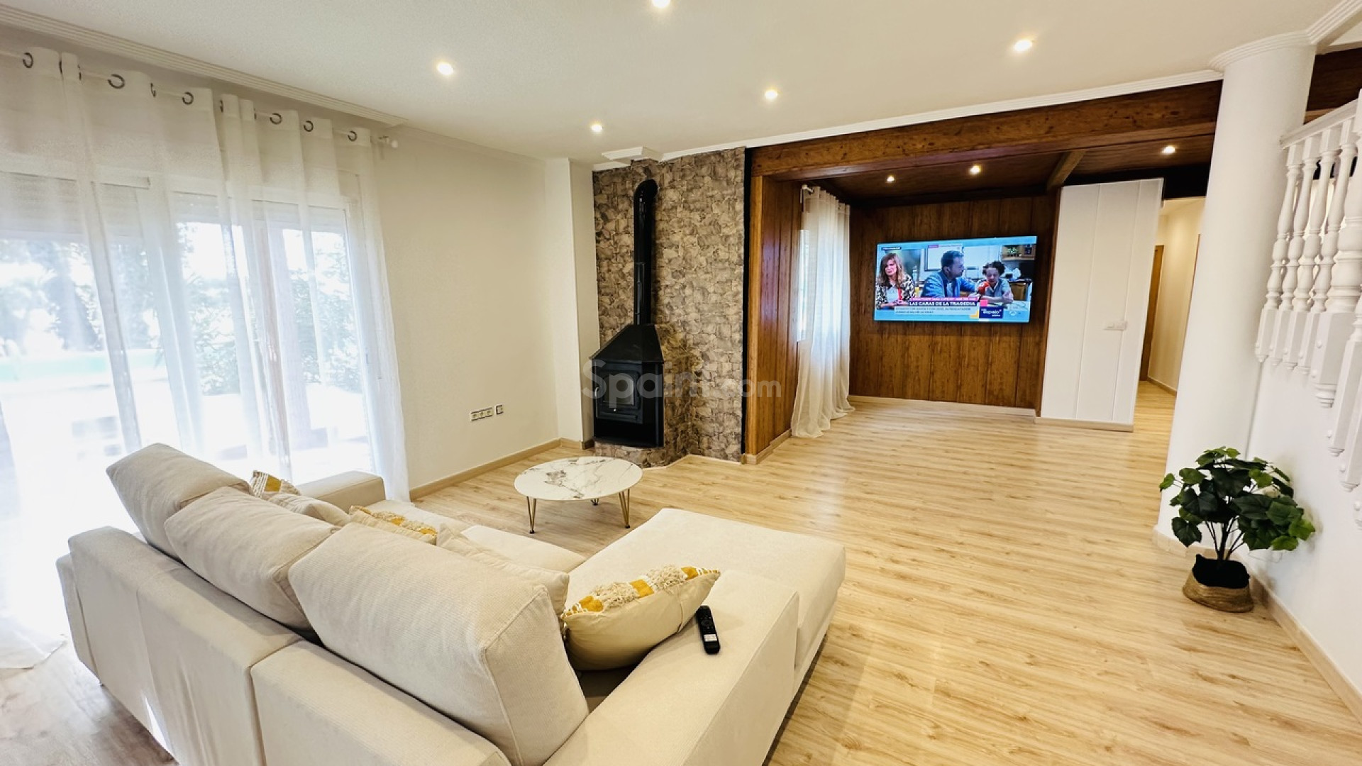 Segunda mano - Casa de campo -
Orihuela