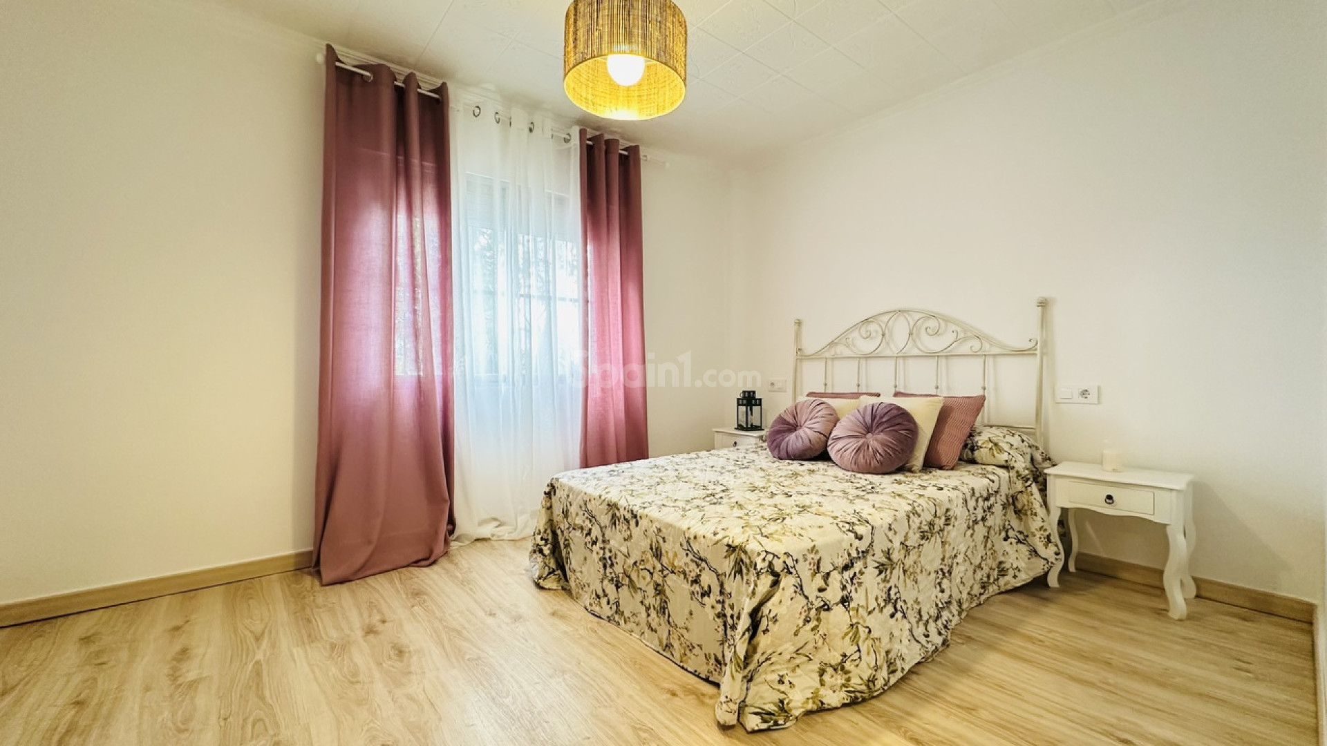 Segunda mano - Casa de campo -
Orihuela