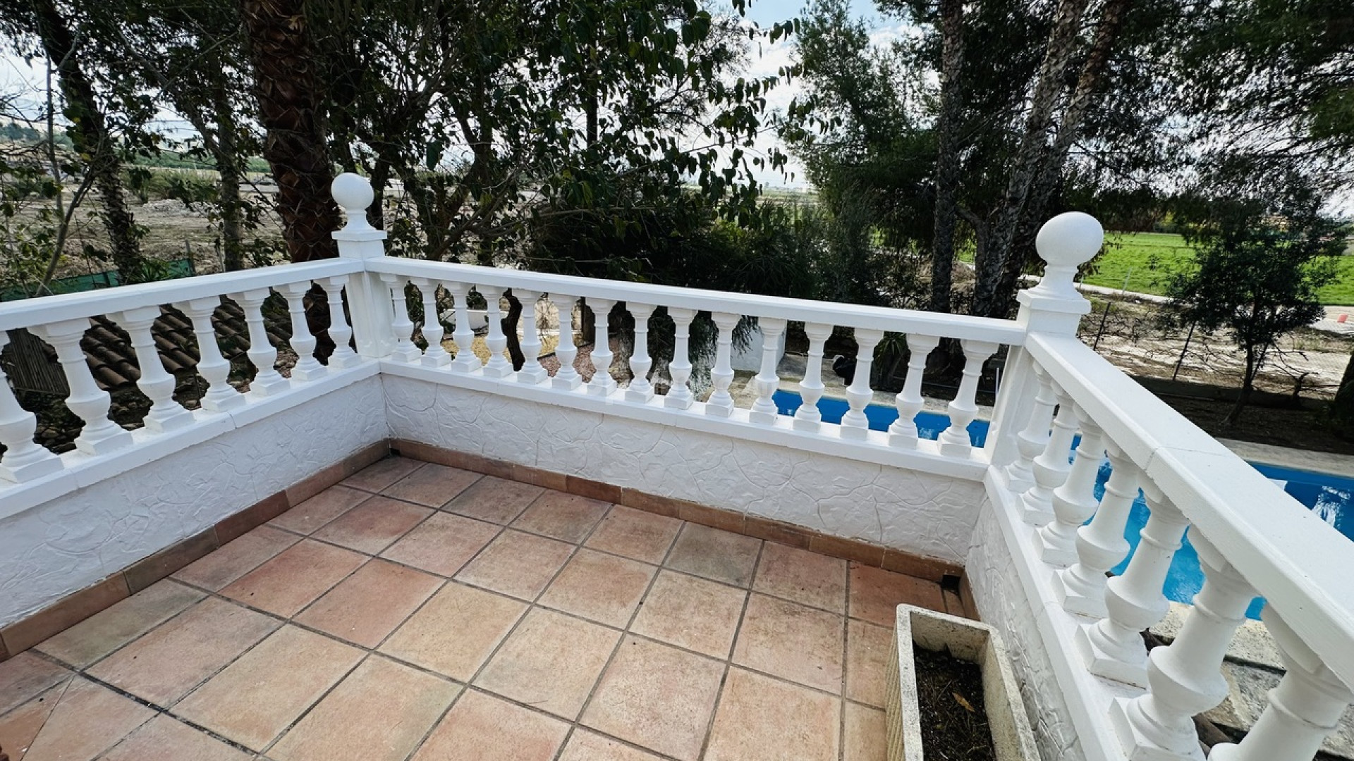 Segunda mano - Casa de campo -
Orihuela